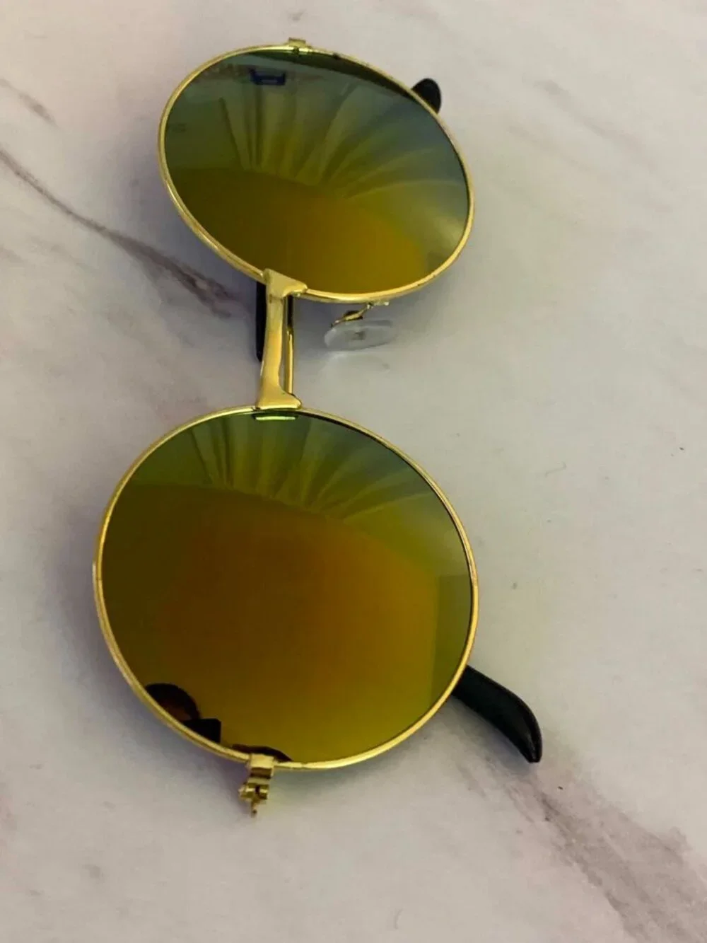 Retro Round Sunglasses With Gold Metal Frame Green/Red Metallic Lenses